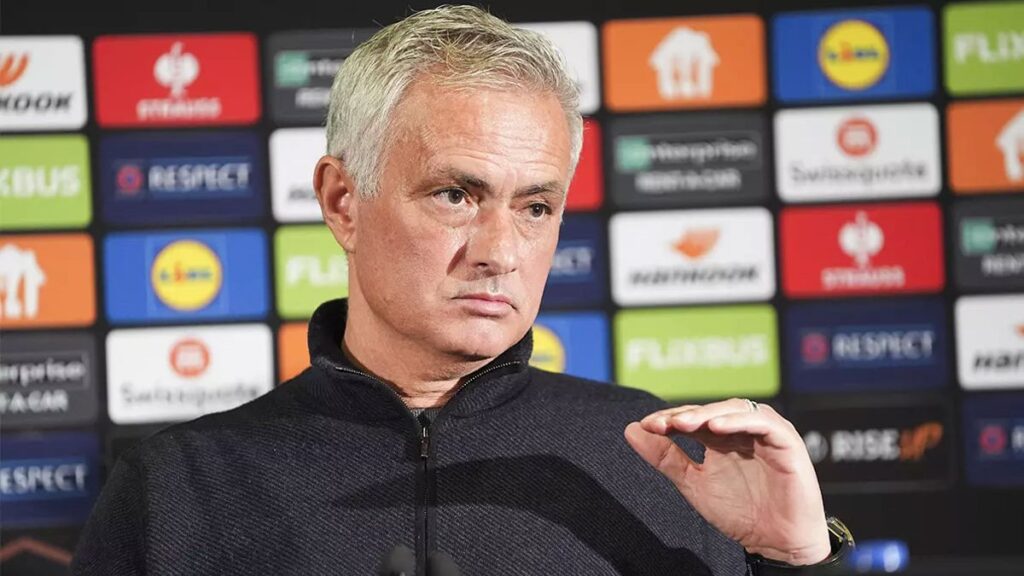 mourinho skriniar ile yaptigi gorusmeyi anlatti Cs6O4FX3