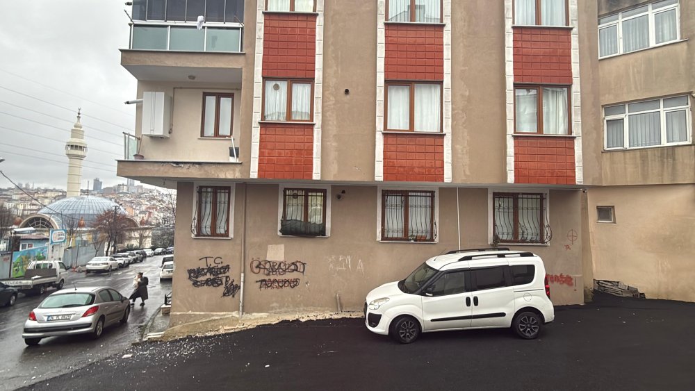 olumden saniyelerle kurtuldu istanbulda korku dolu anlar yasandi 8 cJfMfz9G