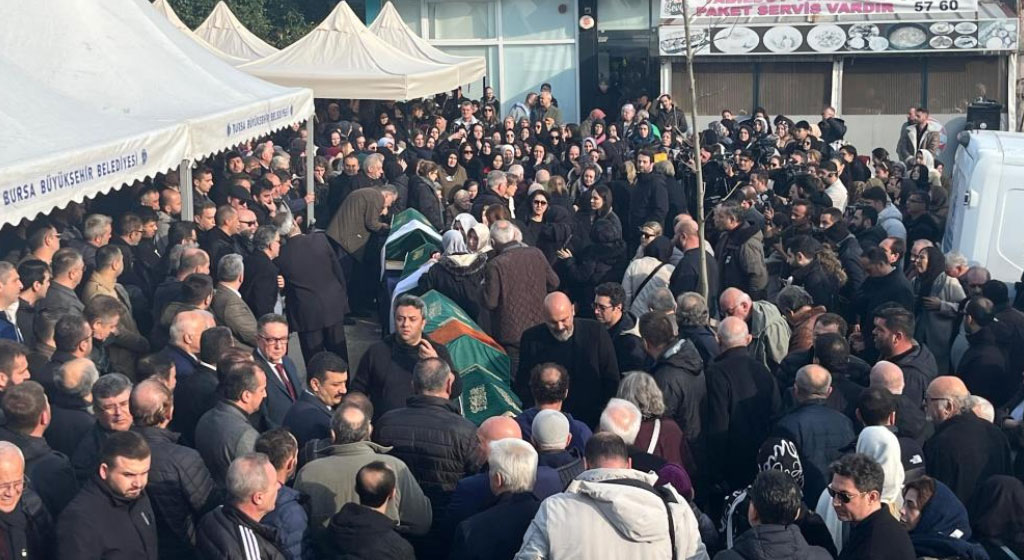 oteli begenmedikleri icin sabah terk edeceklerdi yanginda hayatini kaybettiler 2 zTieZU7i