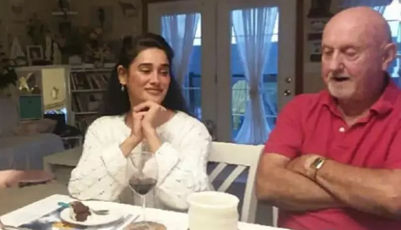 oyuncu meltem miraloglu para kazanmak icin temizlik yapiyor 1 DtCCTvKW