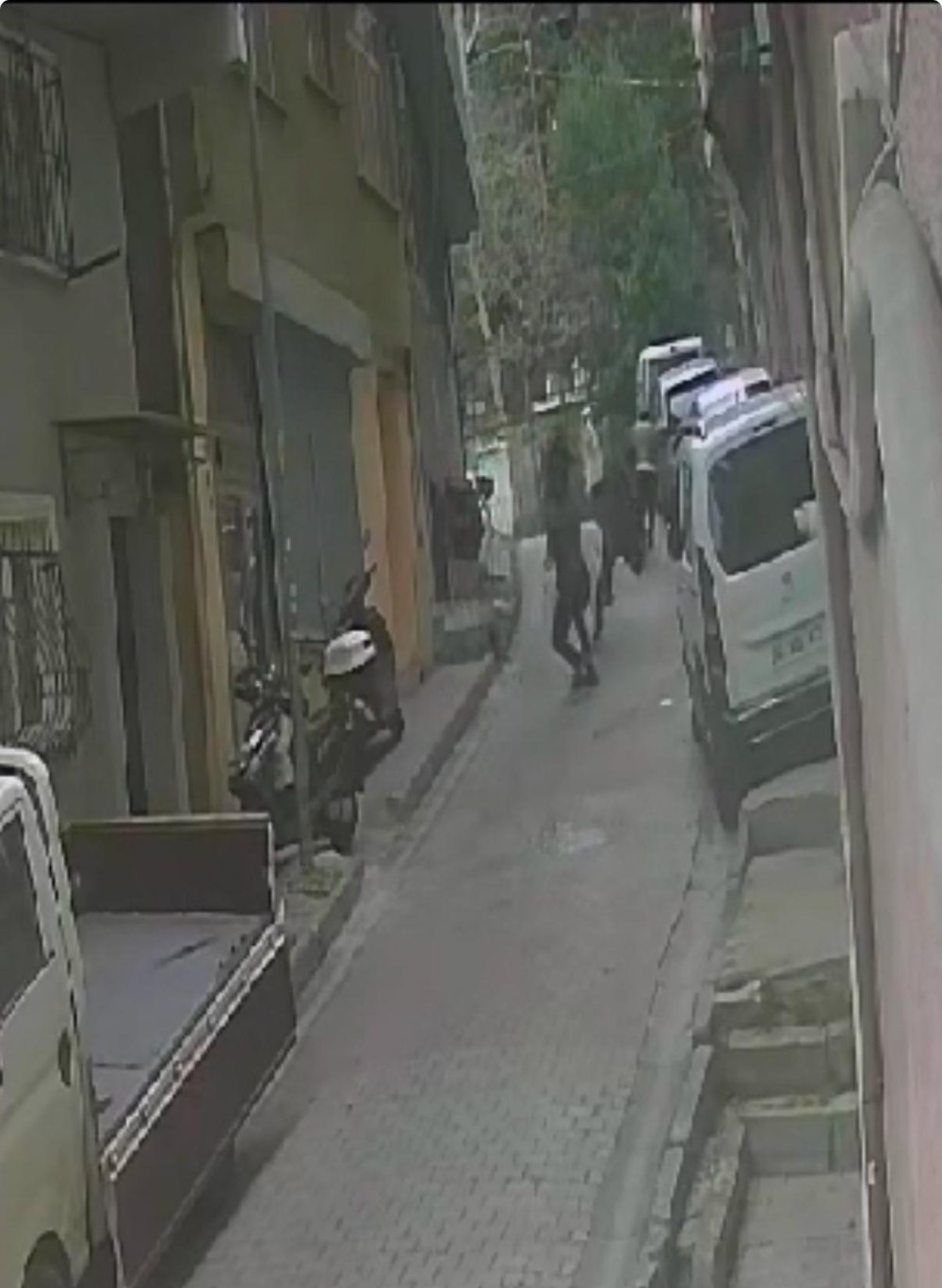 pusu kurup silahini pes pese atesledi 2 Z2sRjZkJ