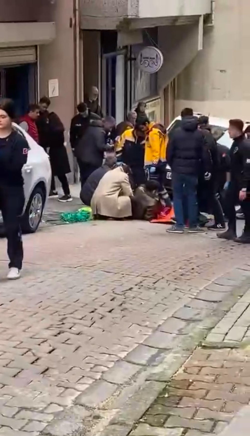 pusu kurup silahini pes pese atesledi 7 CTletyDZ