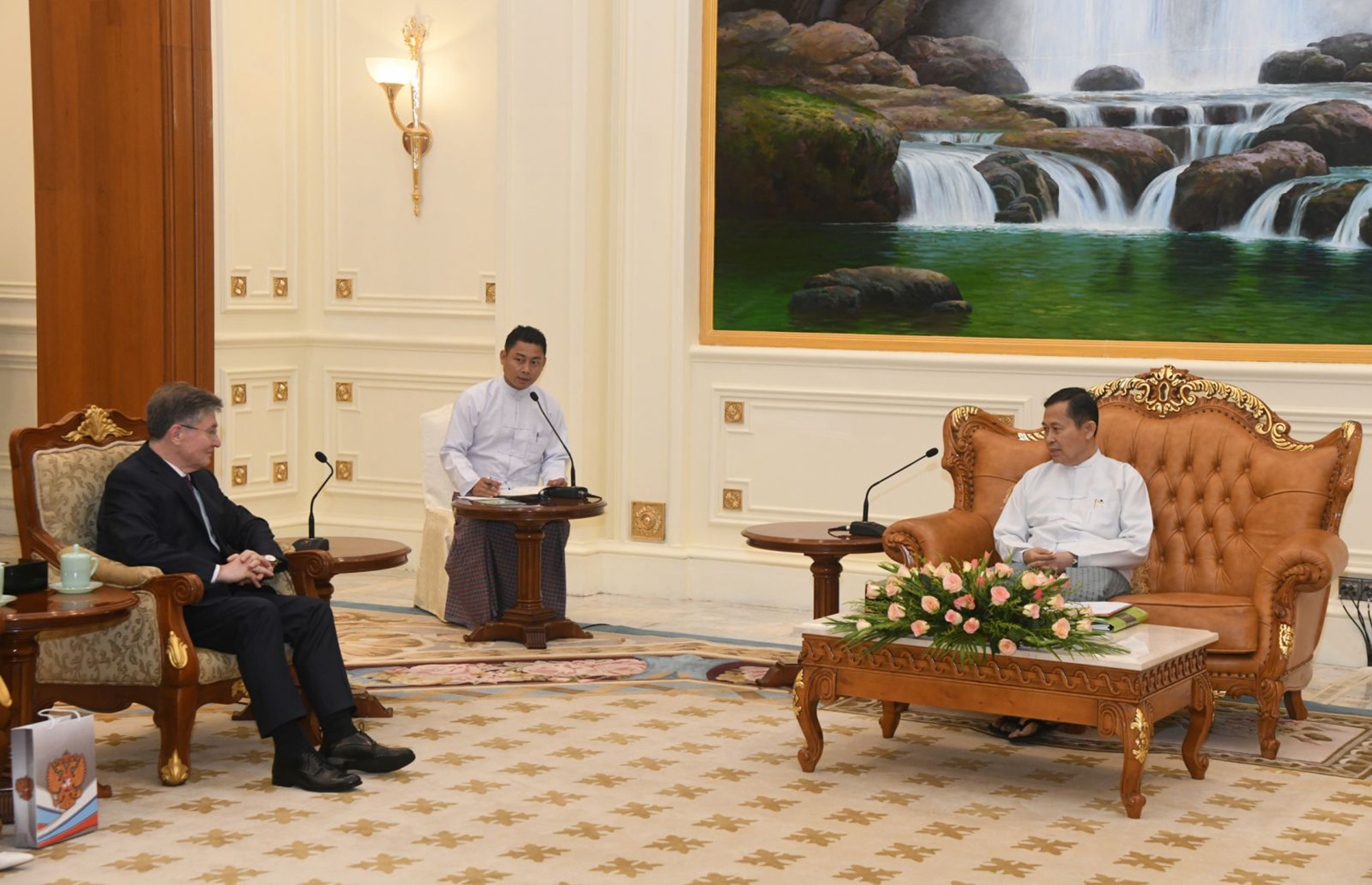 rusya yeni yatirim firsatlari icin gozunu myanmara dikti 0 EgQAIfg9