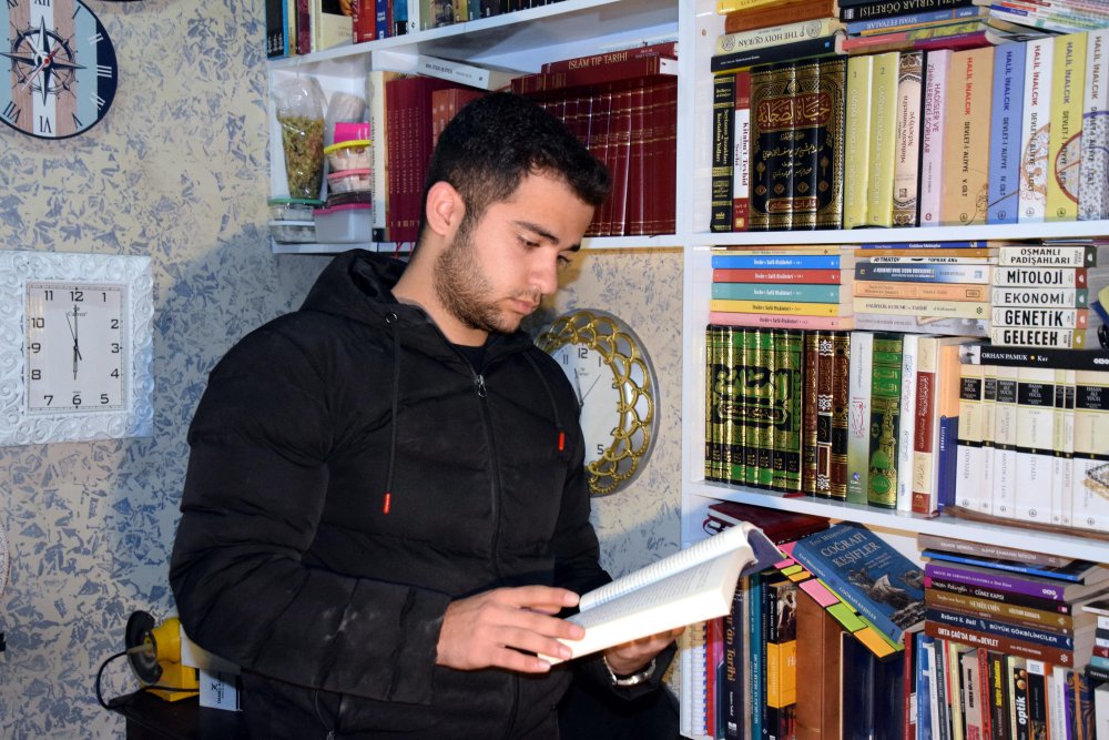 saat atolyesini kutuphaneye donusturdu 6 NXQimw9V