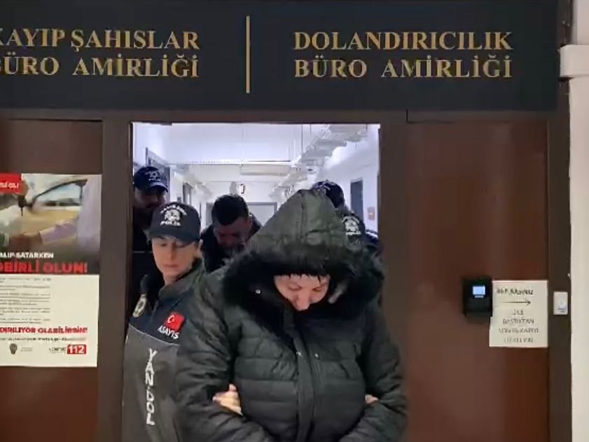 sahte kadin hakimden davayi kazandiririz vurgunu 0 kbeiMDE1