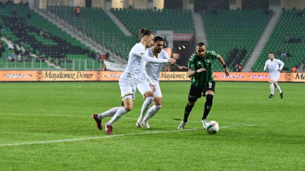 sakaryaspor evinde kayip BWhsc2e8