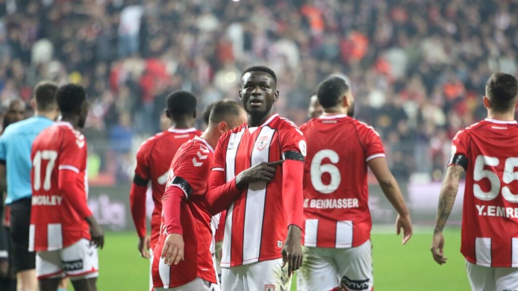 samsunspor gaziantep fkyi 2 1le gecti LG66aint