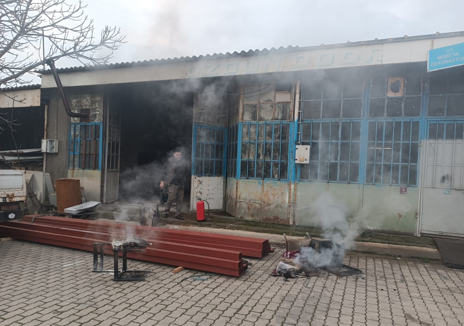 sobaya tiner doktu cayir cayir yandi imdadina komsusu yetisti 1 qsivcO2s