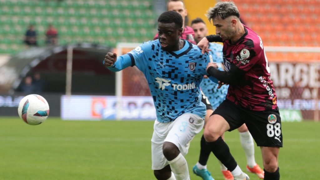 super ligin super maci 9 gol nefesleri kesti RZxd8Qkp