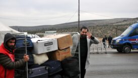 suriyeli turkmenler ulkelerine donuyor buradan cok mutlu ayriliyorum WieBUGqH