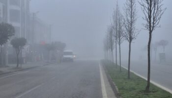 suruculer dikkat duzce ve kocaelide sis alarmi mesafe 40 metreye dustu iEtABfcM