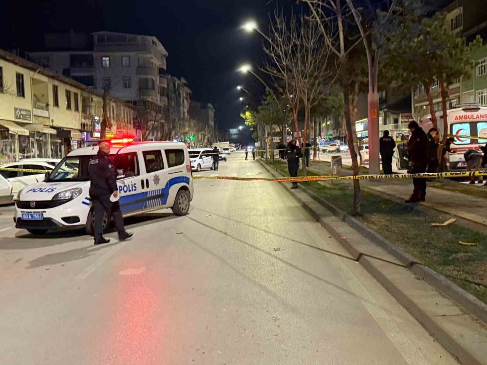tartistigi kisiyi sokak ortasinda silahla bacagindan vurdu 1 azmXRHhQ
