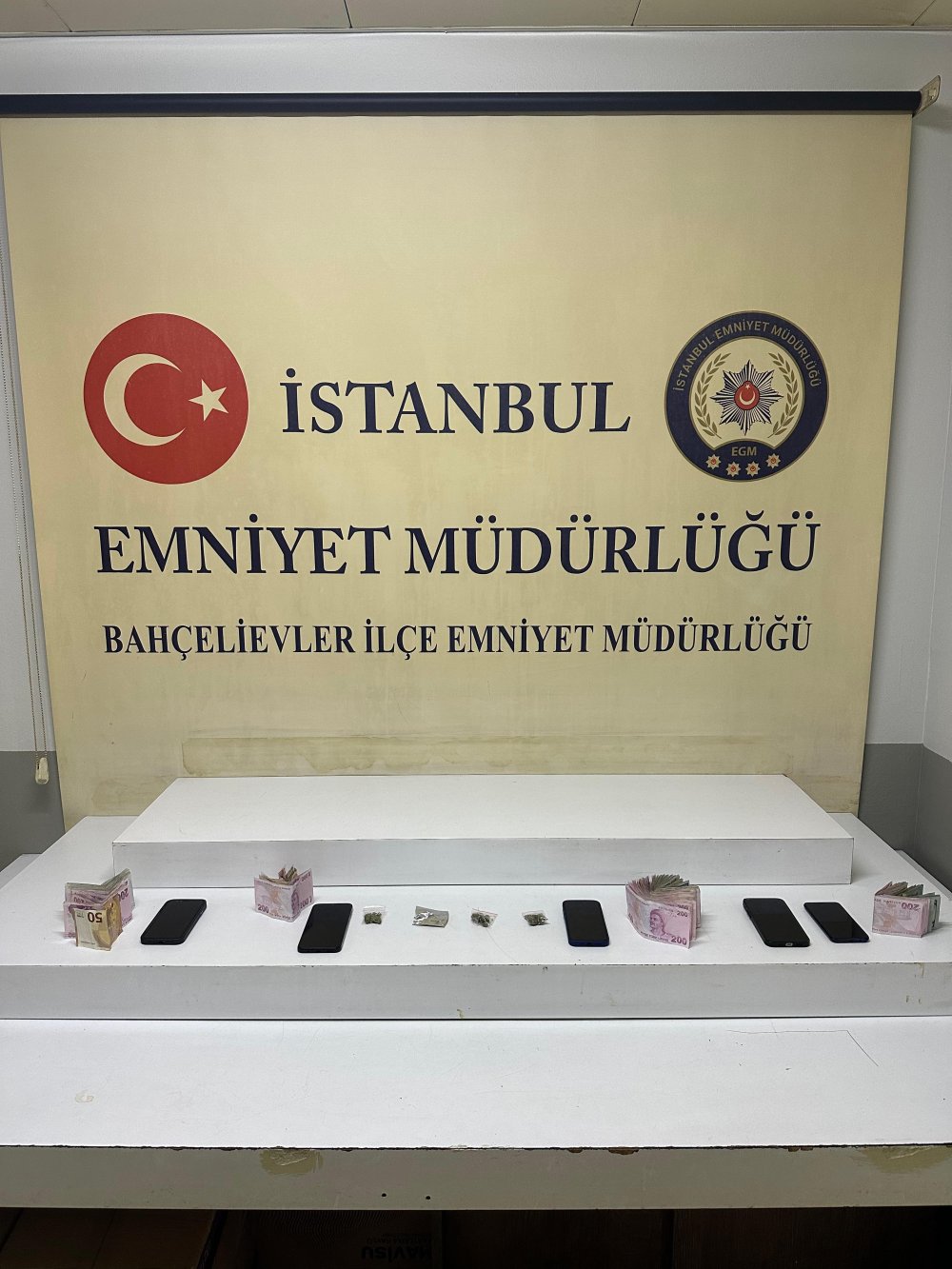 tek hamlesi yetti uyanik taksici ceteyi cokertti 5 CXd5jsKM