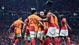 transferlerlebirliktezafere diyen galatasaray taraftari isyan etti NlgDwpfk