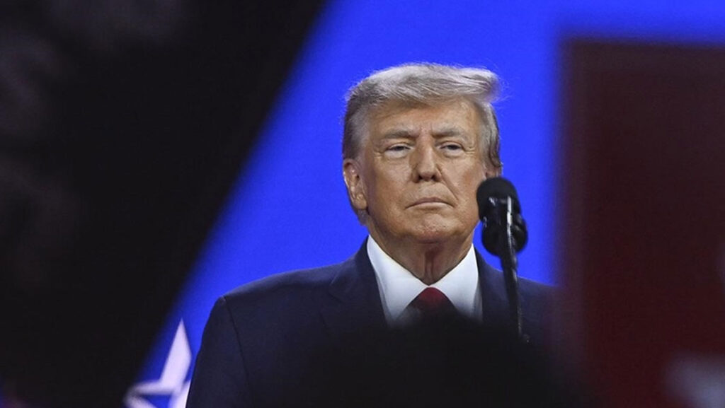 Trump'ın yemin törenine 'soğuk hava' düzenlemesi 1 trumpin yemin torenine soguk hava duzenlemesi QFUjRTg4