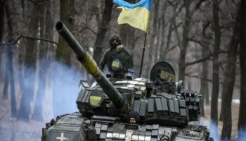 ukrayna umutlarini leopard 1 tanklarina bagladi ue7z46Dm