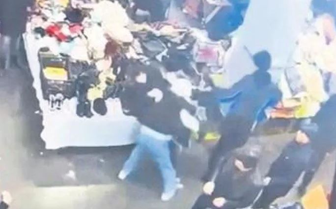 unlu italyan sefin oglu 5 yerinden bicaklandi italya polisi devreye girdi 10