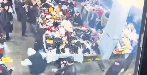 unlu italyan sefin oglu 5 yerinden bicaklandi italya polisi devreye girdi 4 aUS5IH3f