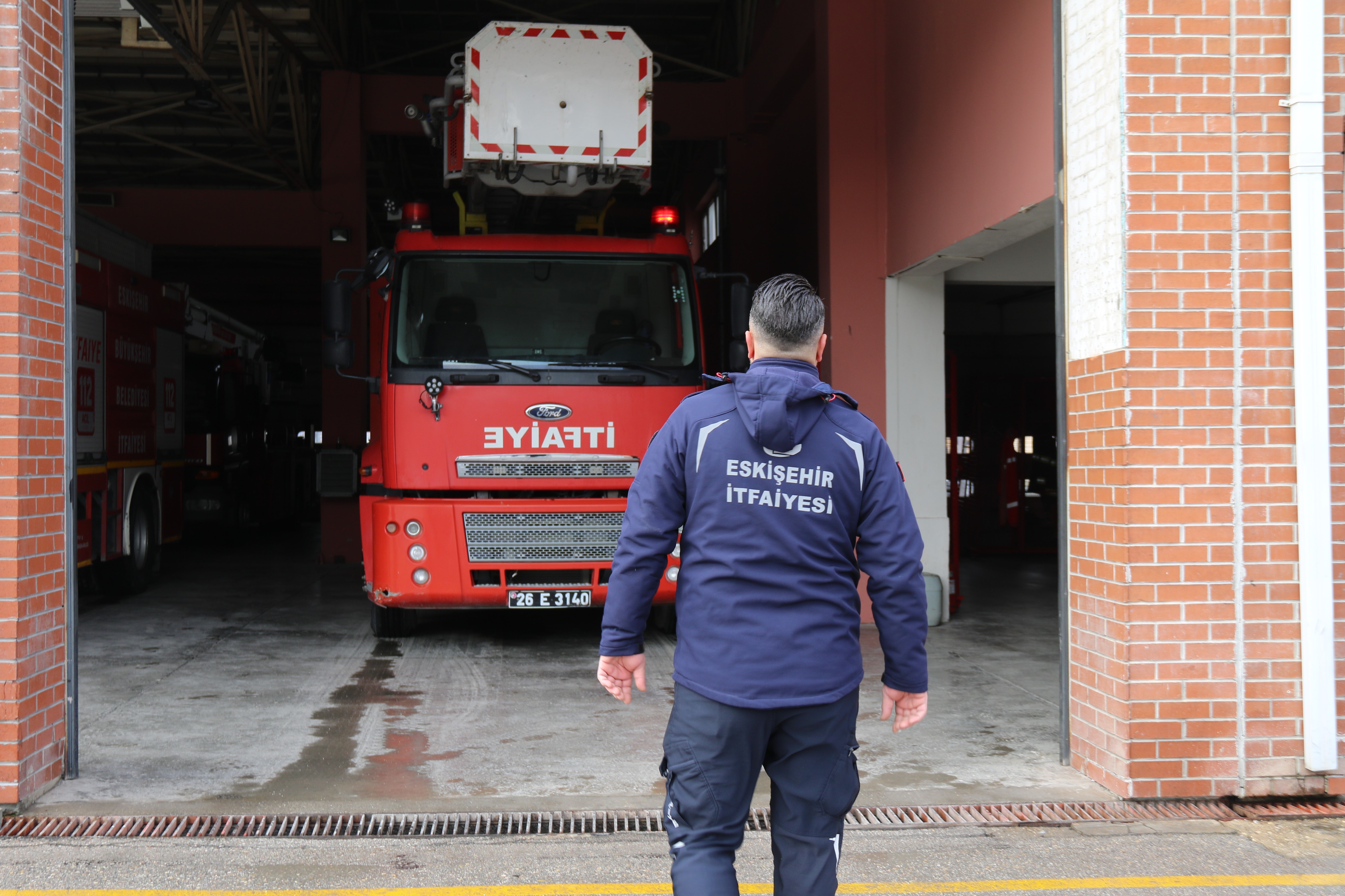 uzman isim anlatti bina yanginlarinda neler yapilmali 6 bpQW1WGN