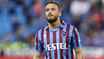 visca trabzonsporda kaliyor yeni sozlesmeyi imzaladi nxVEp4aW
