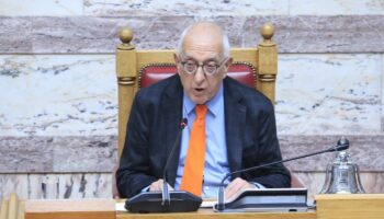 yunanistanda yeni parlamento baskani nikitas kaklamanis oldu ux8V9491
