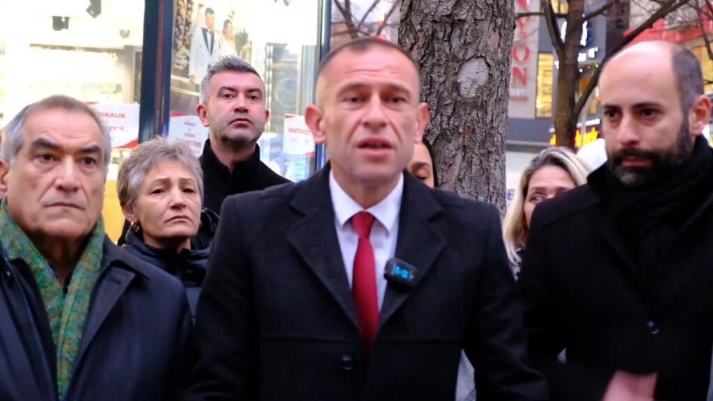 zafer partisi eskisehir il baskanligndan umit ozdagin tutuklanmasina tepki OvVERLy6