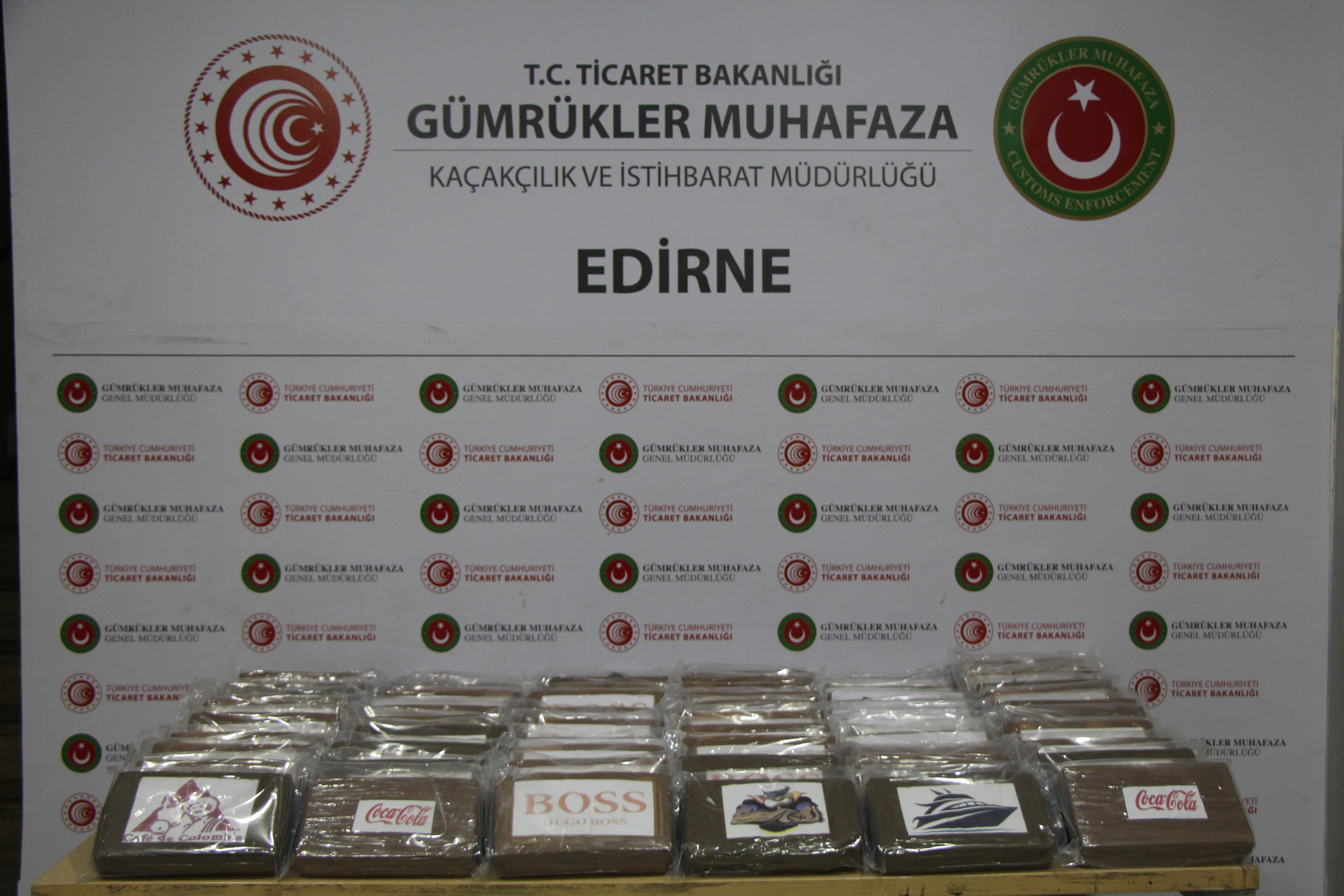 1 ton 177 kilo yakalandi zehir tacirlerinin inanilmaz yontemleri bir bir desifre oldu 2 11Xbl7nc