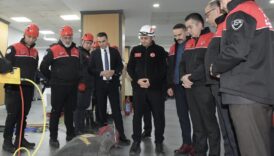 6 subat depreminde vefat edenler esenyurtta anildi JX1PLNJp