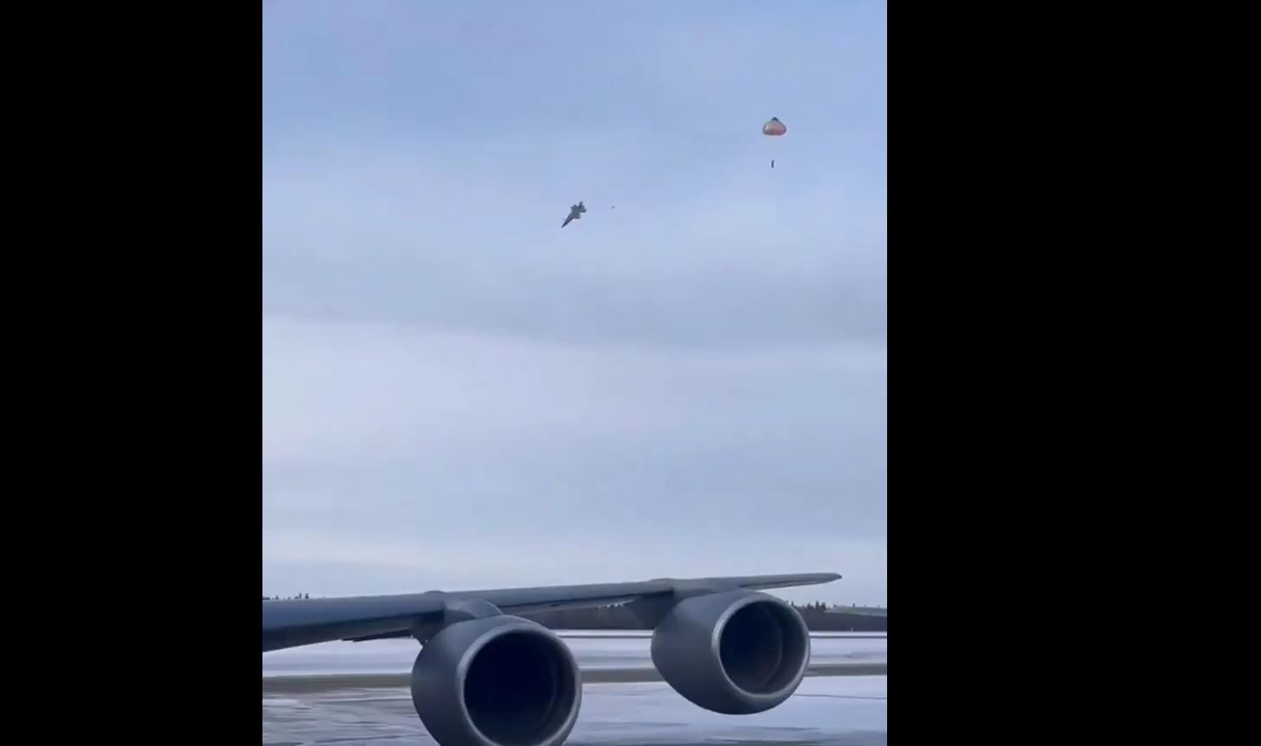 abdde f 35 savas ucagi ucurtma gibi cakildi alev topuna dondu pilot firlatma koltugunu devreye NhW9XlIp