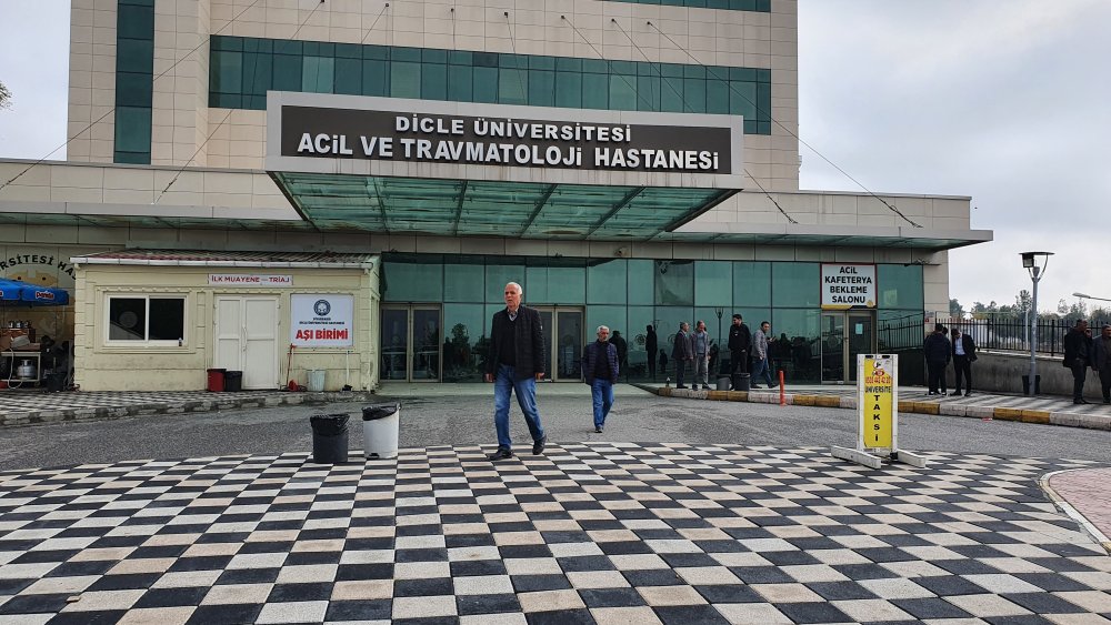 aci ve mutluluk ayni gun yasandi fatma ogretmen ikizlerini kucagina alamadilar 3 BIkGMnda