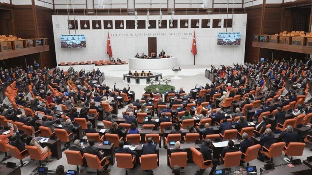 aden korfezi tezkeresi kabul edildi kVFr8xPG