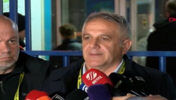 adnan er takimimizi sahadan cekmemek icin kendimizi zor tuttuk BUdPHgef