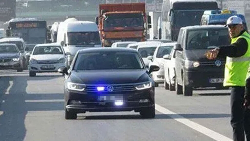 aracina cakar lamba takan surucuye 138 bin lira ceza KWR6FMZz