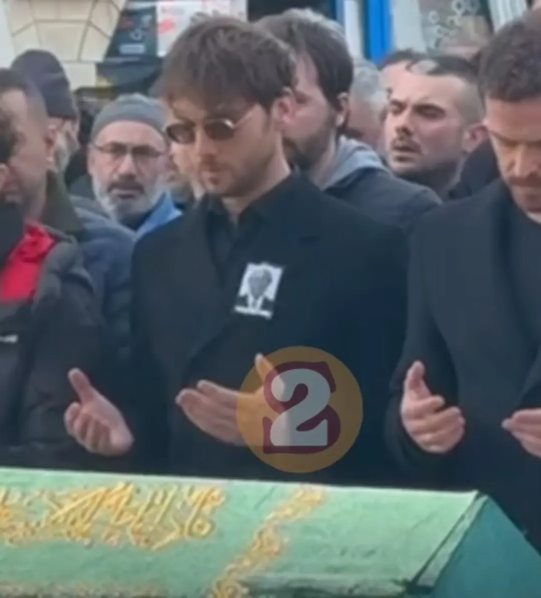 aras bulut iynemlinin zor gunu unlu isimler yalniz birakmadi 4 mzgh15Yl