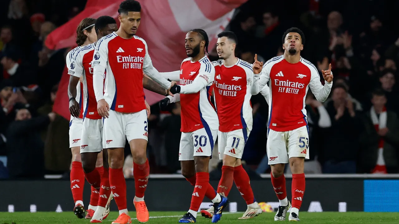 arsenal manchester cityyi dagitti 2 8VkPDgN9