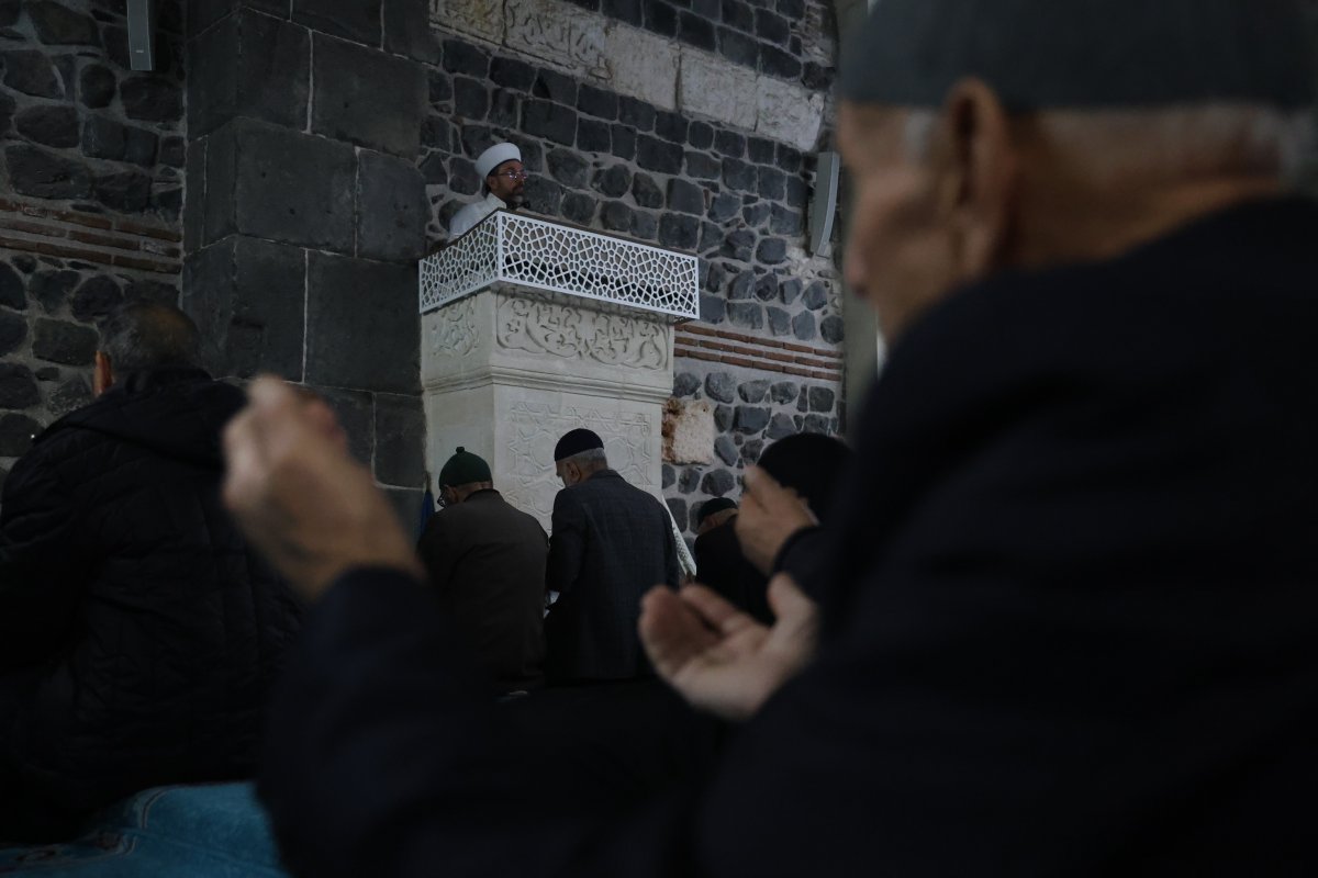 asrin felaketi dualarla yad edildi 0 G8LFlRLF