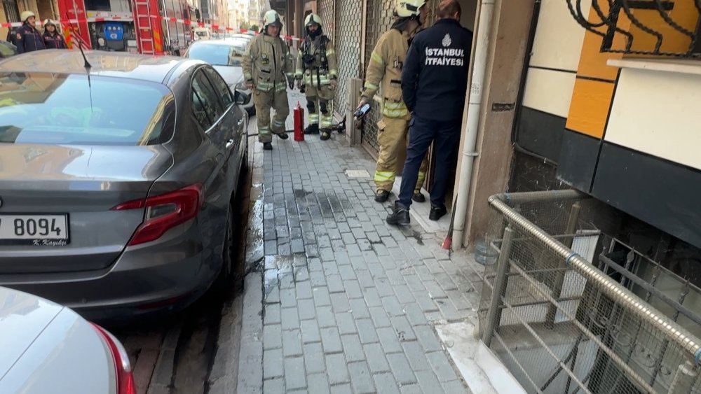 avcilarda dogal gaz sizintisi iddiasi panige yol acti 8 ig3eSUv5