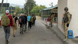 avrupali parali askerler kongodaki direnisi birakti aDLq2gzC