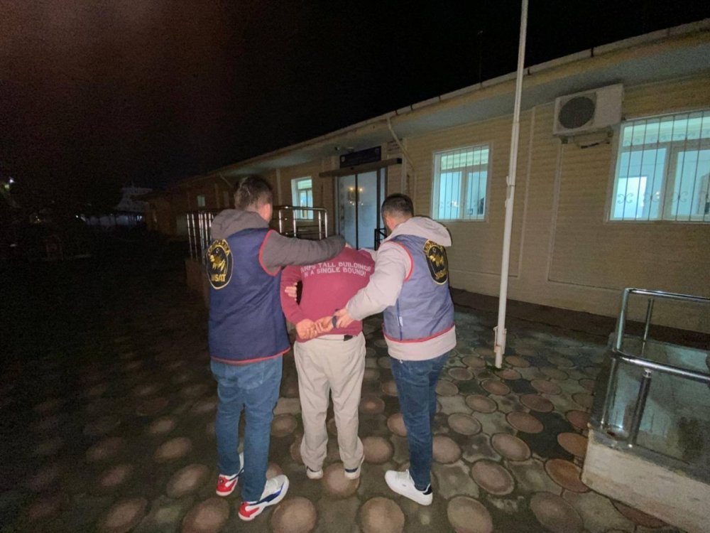 ayvalikta jandarma ekiplerinden dev operasyon 0 eKcDGLVM