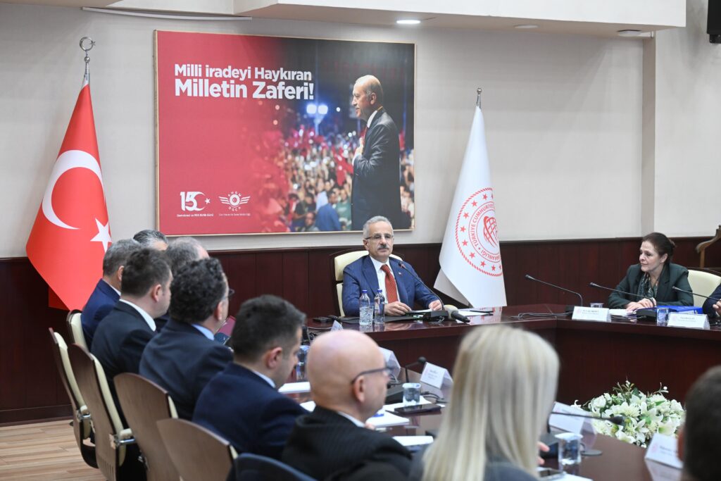 bakan uraloglu gecen yil limanlarda 5 bin gemiyi denetledik ODryvqYe