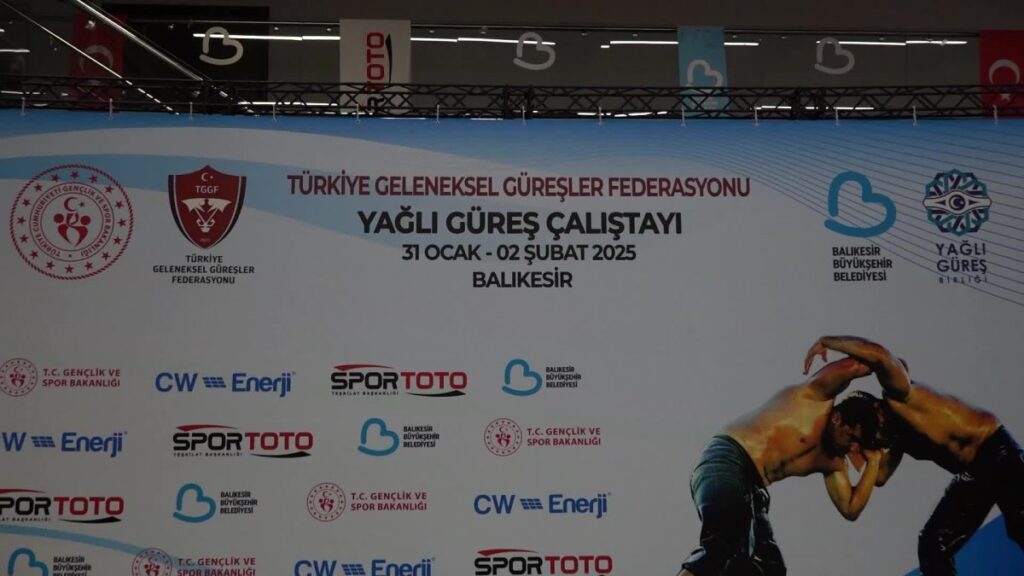 balikesirde yagli gures calistayi gerceklestirildi dR5E76Gq