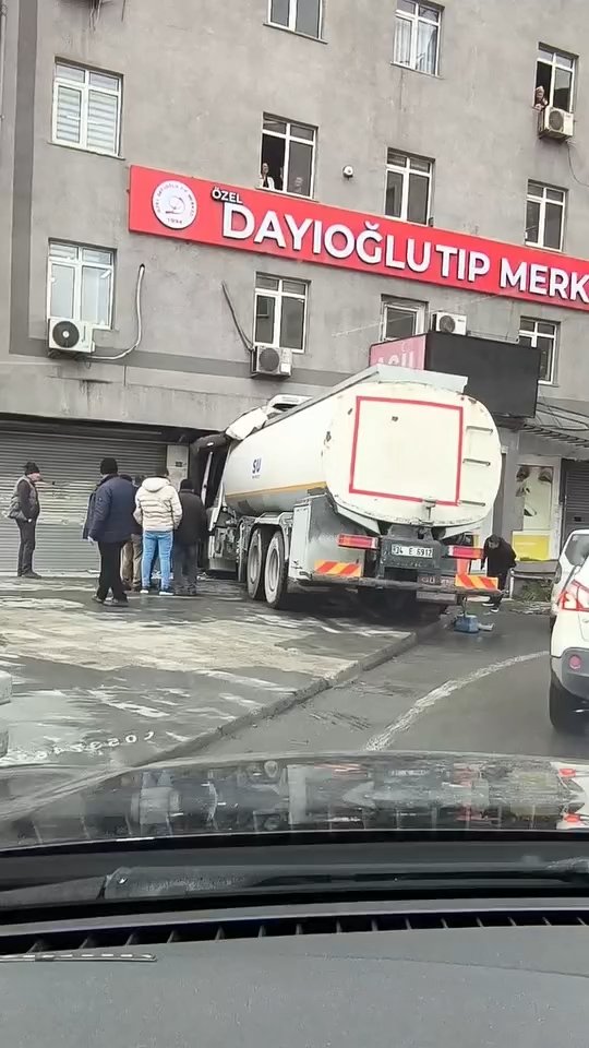 basaksehirde faciadan donuldu tip merkezine tankerle daldi 0 RtlVFGWl