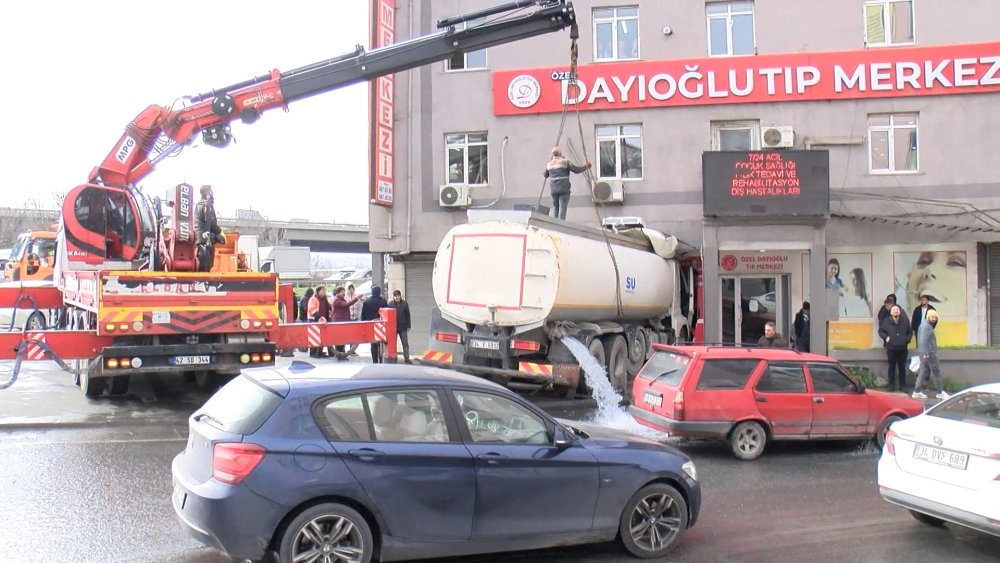 basaksehirde faciadan donuldu tip merkezine tankerle daldi 9 UcnsVQDf