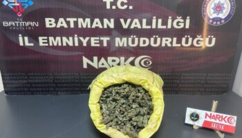 batmanda uyusturucu operasyonunda 3 zanli tutuklandi jei6wKzA