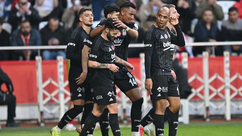 besiktas uefa avrupa ligi maclarini tamamlayana kadar 2 baskan degistirdi jRBEviMG