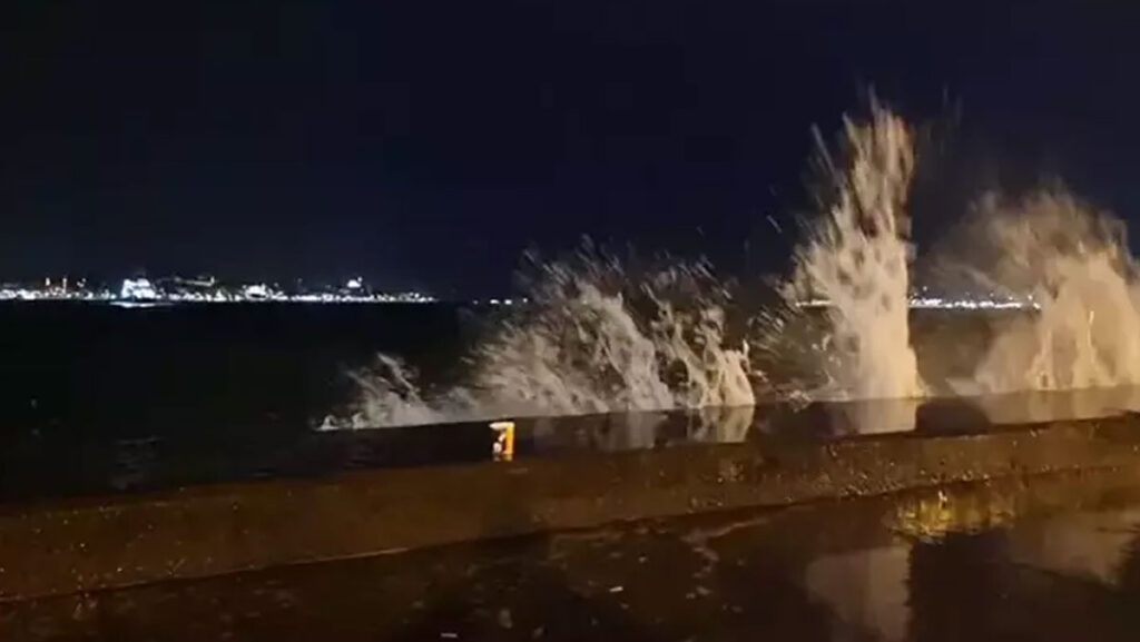 budonun bazi seferleri iptal edildi lNSaABUE