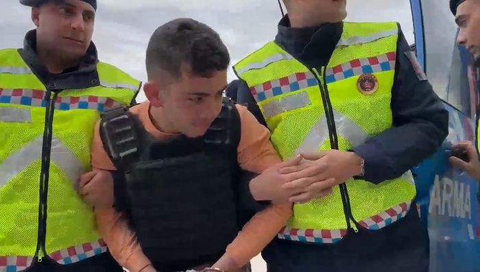 bursadaki vahset kan dondurdu arkadasini oldurup yakti sonra psikiyatriste gitti 3 OJzU5TeW