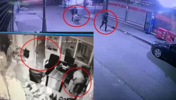 caldiklari malzemeleri el arabasiyla goturduler 120 bin liralik hirsizlik anbean goruntulendi cTKfddBt
