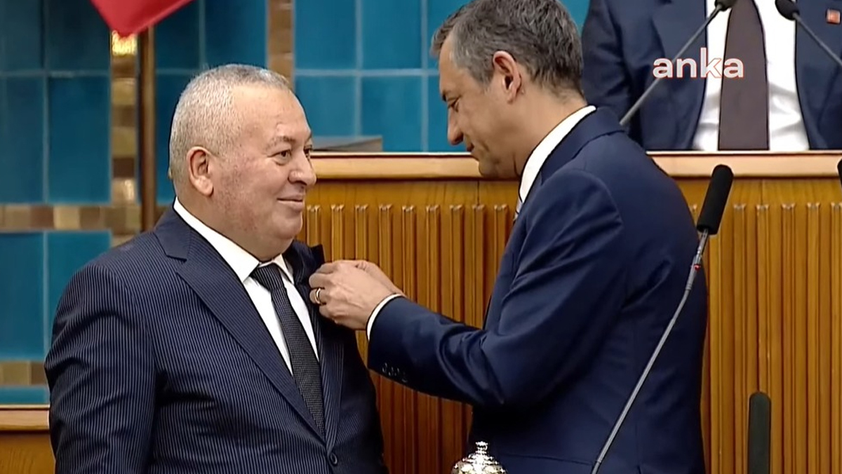 cemal enginyurt ve salih uzun chpye katildi 0 ZF5zVTFi