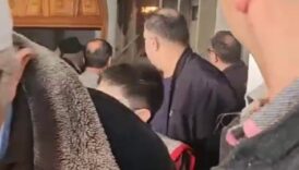 cuma vakti camide korkutan yangin LMaq3ewy